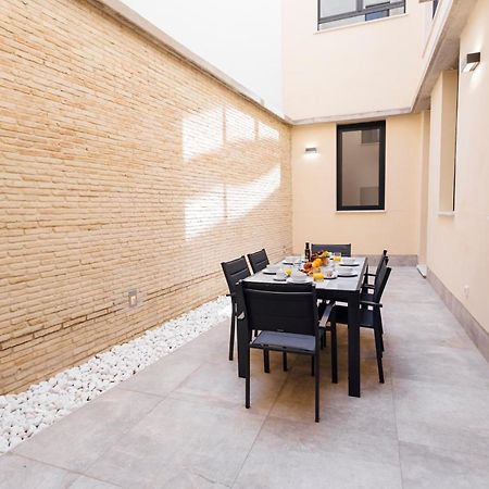 Galmen Apartments Севиля Екстериор снимка