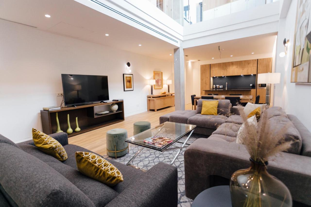 Galmen Apartments Севиля Екстериор снимка