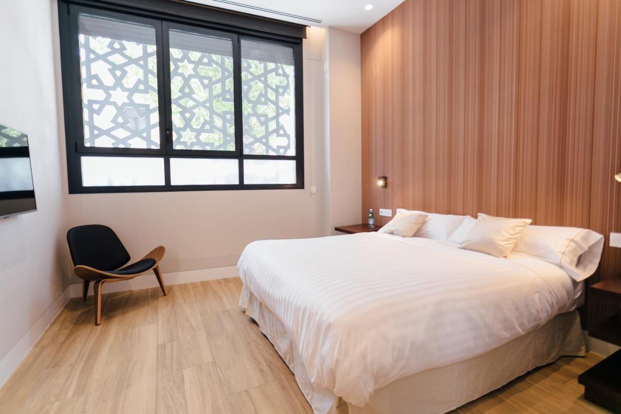 Galmen Apartments Севиля Екстериор снимка