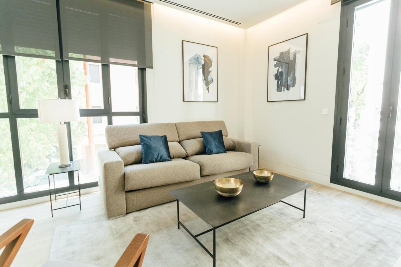 Galmen Apartments Севиля Екстериор снимка